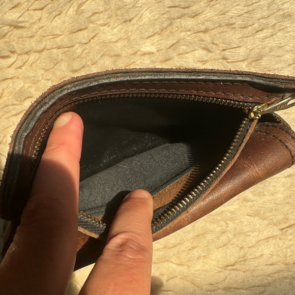 Vintage• Genuine Leather Belt Pouch - Picture 5 of 8